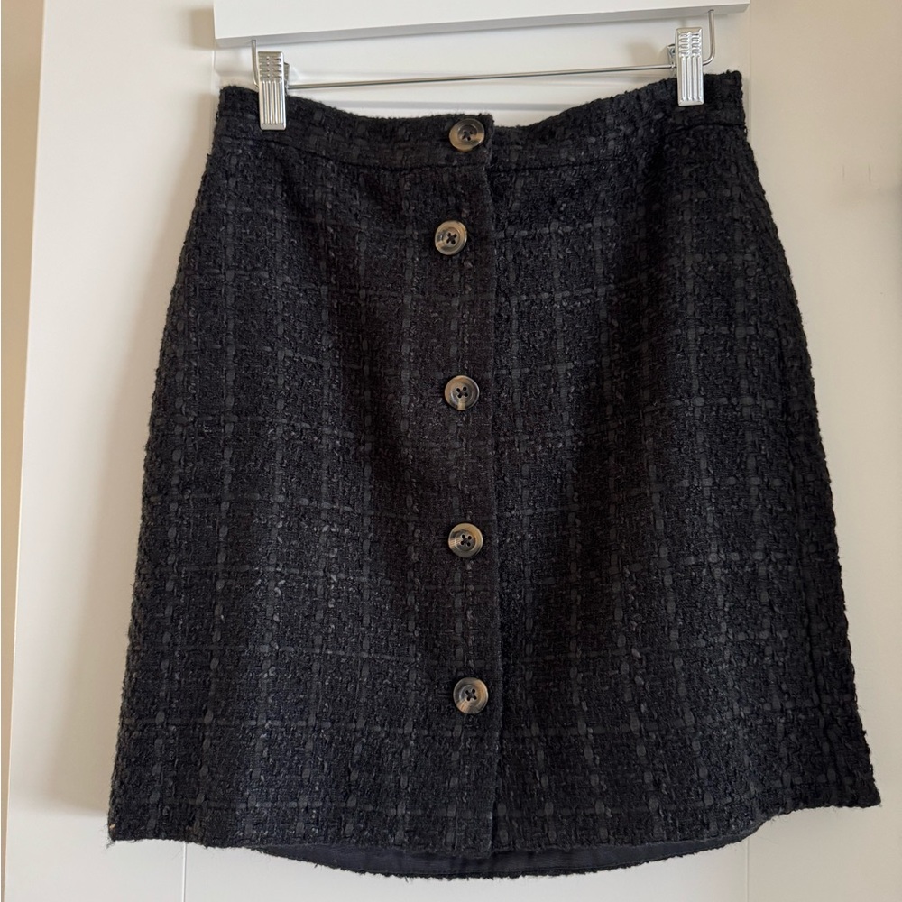 Ann Taylor Black Textured A-Line Skirt